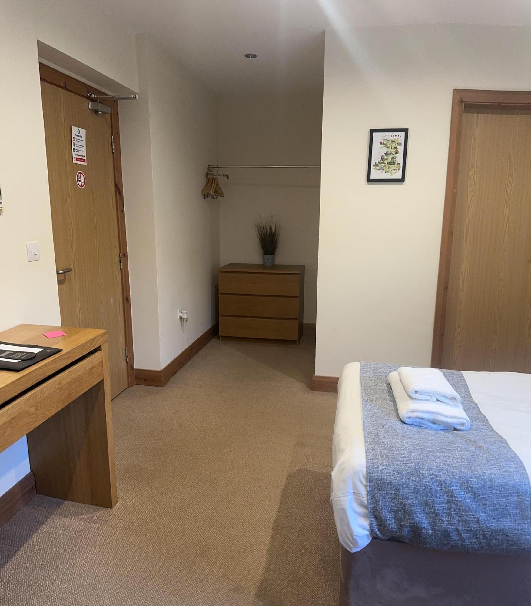 Afan Lodge Port Talbot Eksteriør bilde