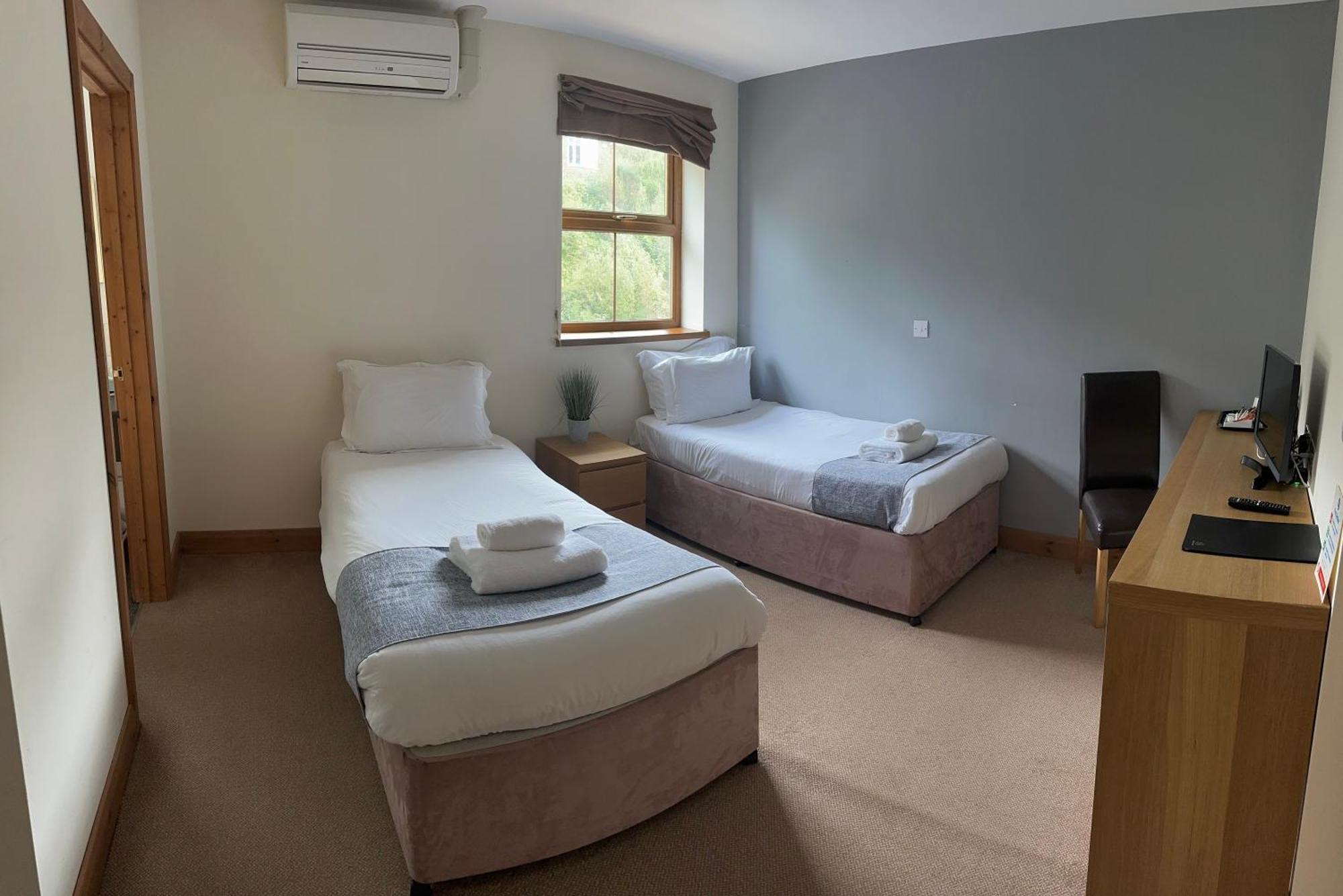 Afan Lodge Port Talbot Eksteriør bilde