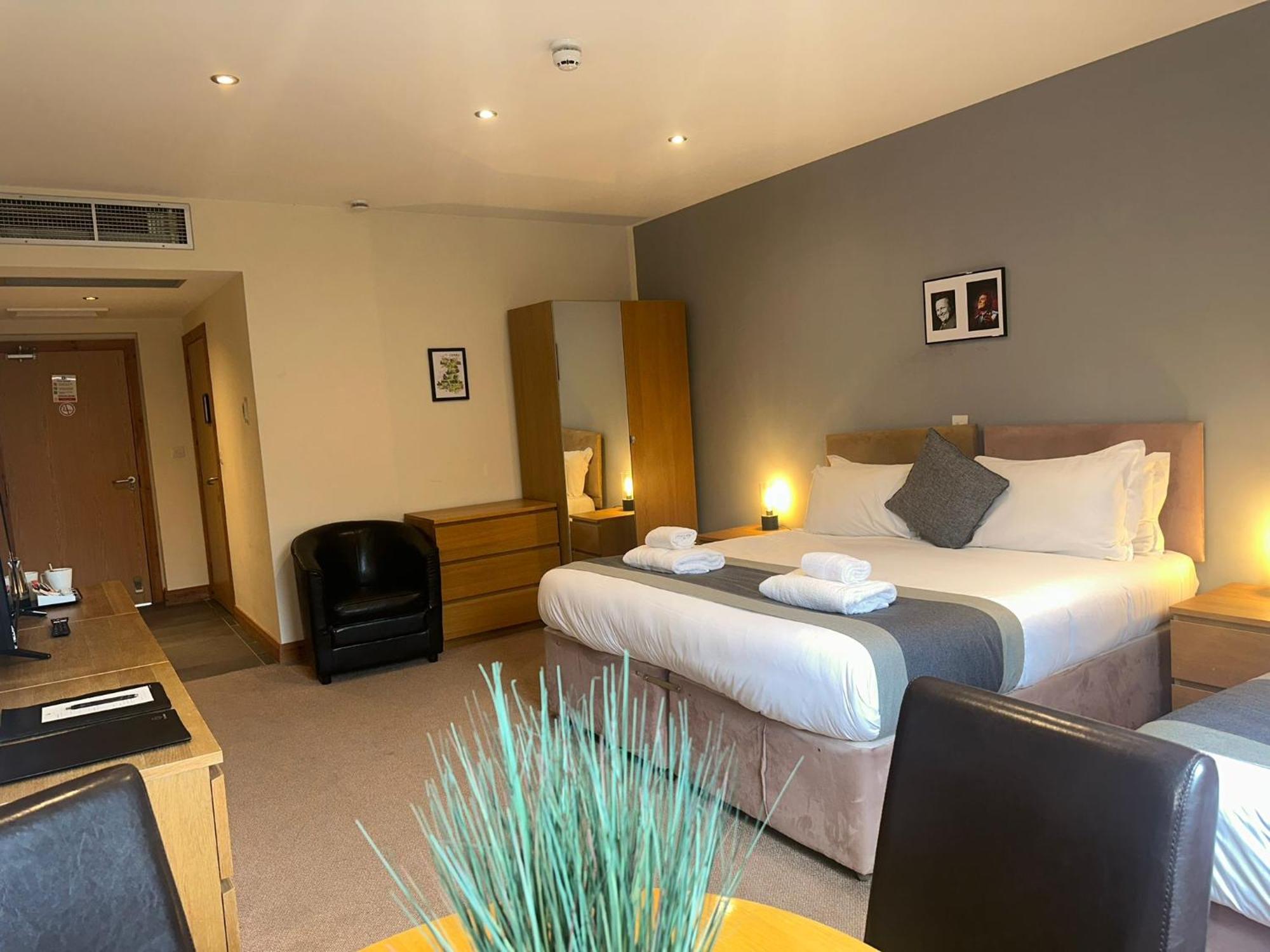 Afan Lodge Port Talbot Eksteriør bilde